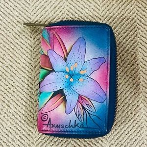 Brand Name Women’s credit card wallet